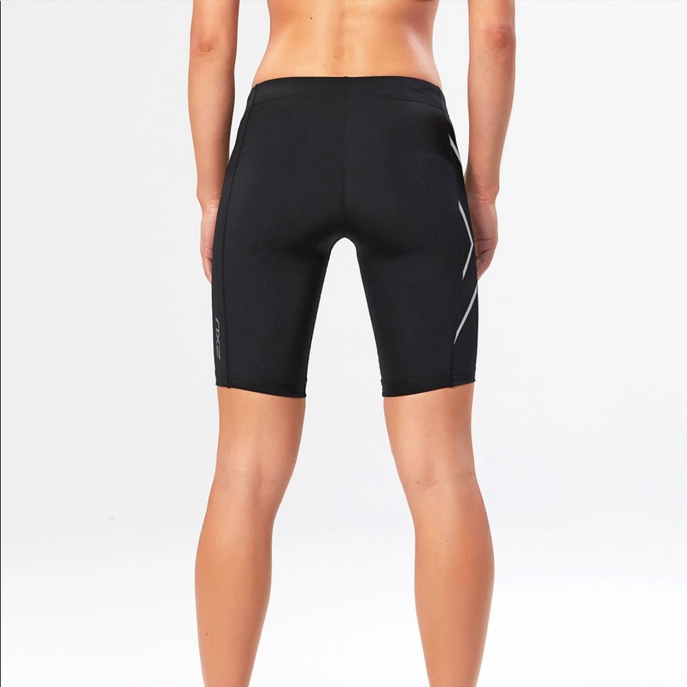 COPY - - 2xu compression shorts - Picture 7 of 16